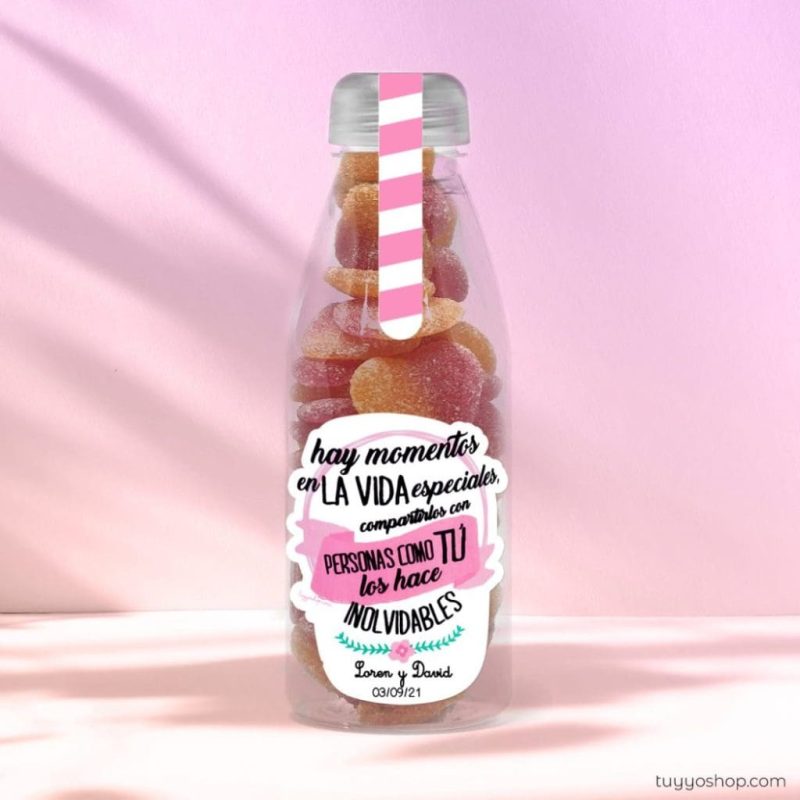 Botella reutilizable, rellena de chuches a elegir, personalizable, hay momentos