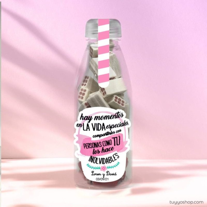 Botella reutilizable, rellena de chuches a elegir, personalizable, hay momentos