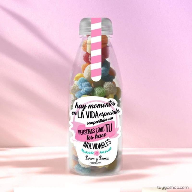 Botella reutilizable, rellena de chuches a elegir, personalizable, hay momentos