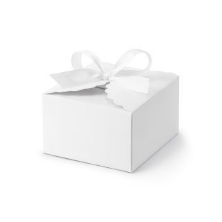 Cajita blanca ondulada presentación. Detalles de boda. 8x7.5x4.5cm