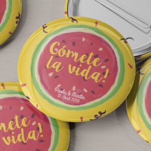 Chapa personalizada para boda, modelo cómete la vida.