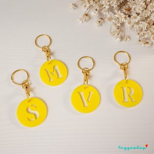 Llavero de Metacrilato Amarillo Iniciales