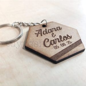 Llavero personalizado para boda, DM, modelo hexagonal, 5x4cm