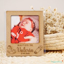 Portafotos con imán personalizado basic para Bautizo