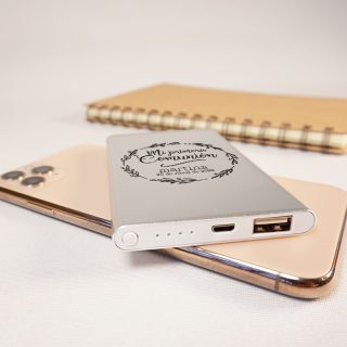 Powerbank personalizada para comunión, modelo circulo floral