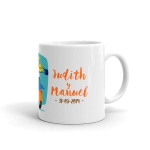 Taza personalizada boda modelo novios en vespa